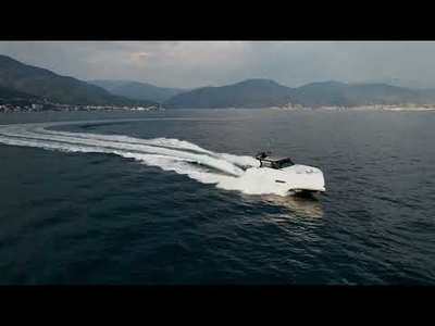 Vanquish VQ45 T-top - Smooth operator at Lake Geneva