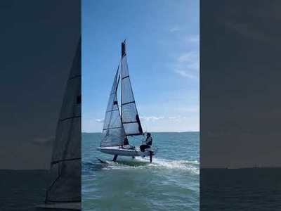 BirdyFish | Foiling dinghy has never been so easy