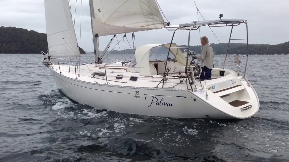 dufour 35 sailboat data